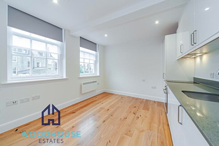 Studio To Rent In Kilburn High Road, London, NW6