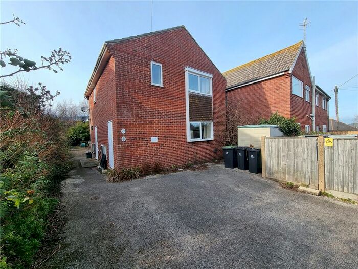 1 Bedroom Flat To Rent In Norfolk Road, Weymouth, Dorset, DT4