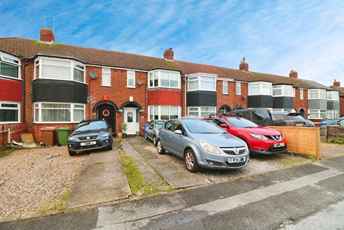 3 Bedroom Terraced House For Sale In Loyd Street, Hull, HU10