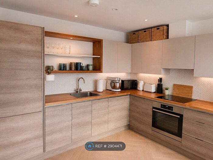 1 Bedroom Flat To Rent In Bell Street, Reigate, RH2