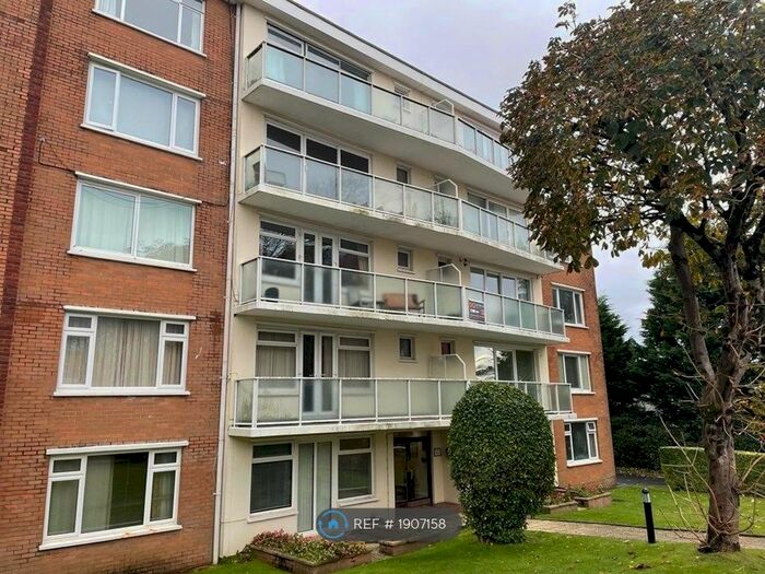 2 Bedroom Flat To Rent In Brynfield Court, Langland, Swansea, SA3