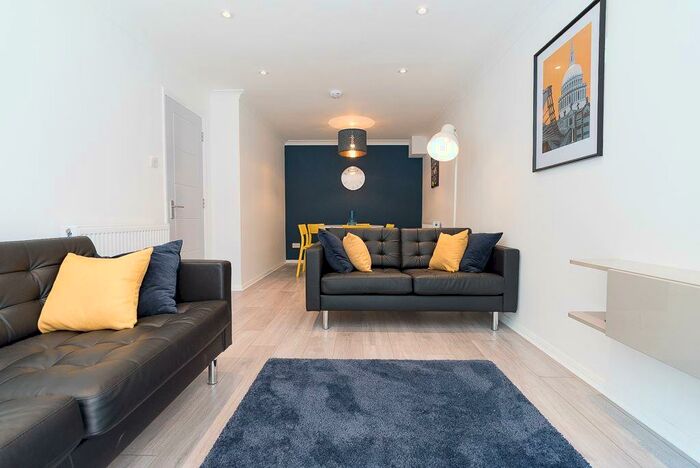 7 Bedroom Detached House To Rent In Burgess Road, Southampton, SO16