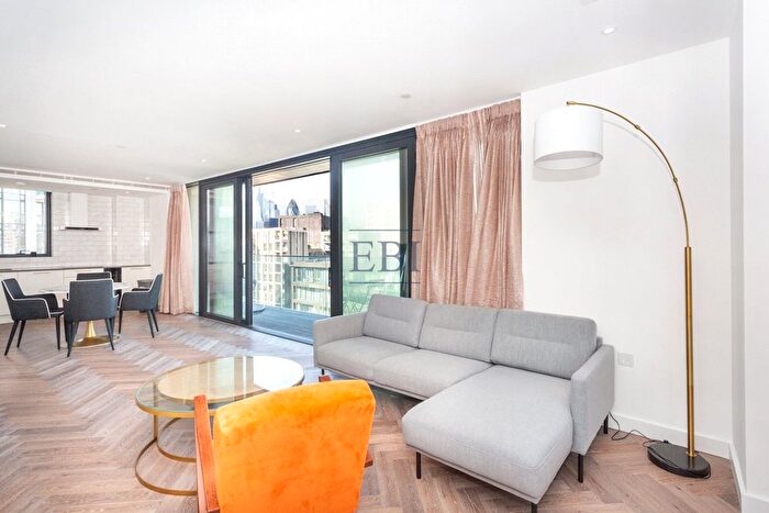 2 Bedroom Flat To Rent In London Docks, Gauging Square, Wapping, E1W