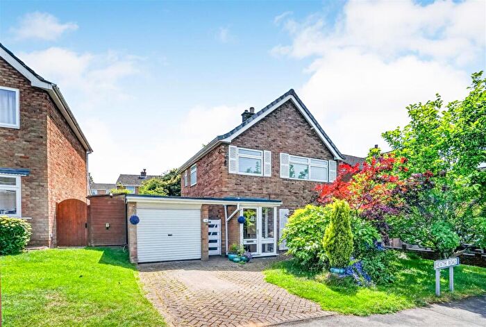 3 Bedroom Detached House For Sale In Heath Road, Market Bosworth, Nuneaton, CV13