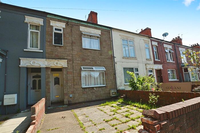 3 Bedroom Terraced House For Sale In Frodingham Road, Scunthorpe, DN15