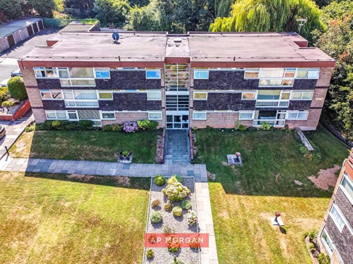 2 Bedroom Apartment For Sale In Wolverhampton Road, Oldbury, Sandwell, West Midlands, B68