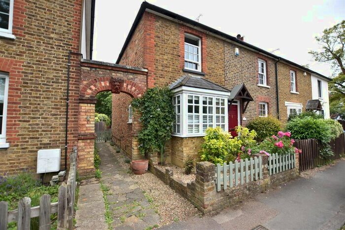 2 Bedroom Semi-Detached House To Rent In Claygate Lane, Thames Ditton, KT7