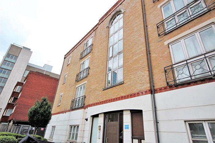 1 Bedroom Flat To Rent In Maples Place, Whitechapel, E1