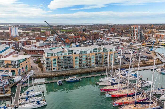 2 Bedroom Flat For Sale In Gosport Marina, Mumby Road, Gosport, Hampshire, PO12