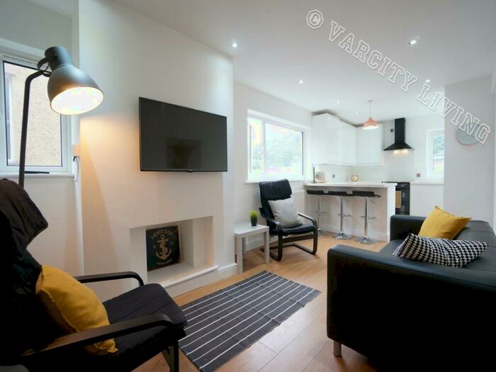 5 Bedroom House To Rent In Deiniol Road, Bangor, Gwynedd, LL57