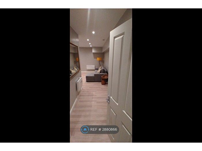 Studio To Rent In Blaenant, Emmer Green, Reading, RG4