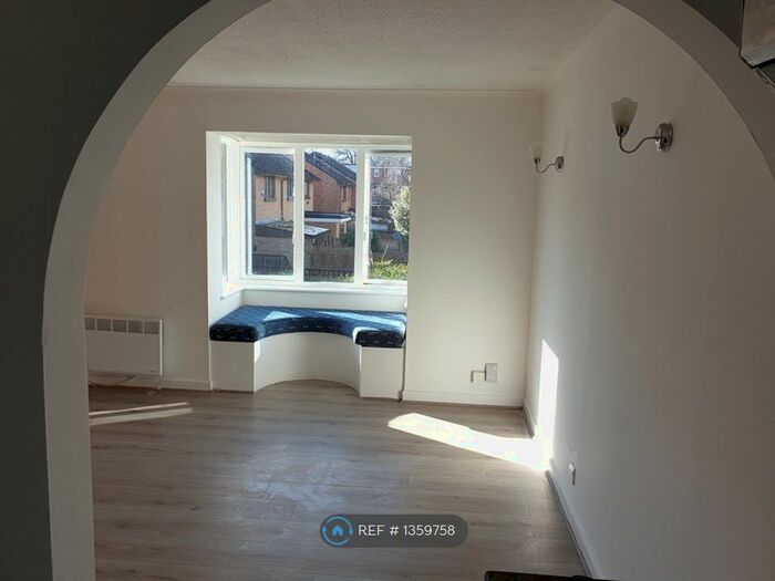 Studio To Rent In Edmonton, North London, N9