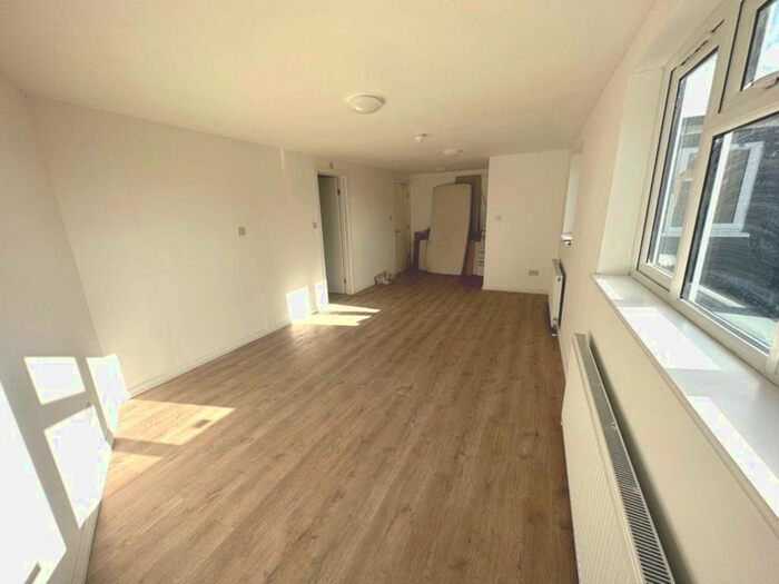 1 Bedroom Flat To Rent In Wells House Road, London, NW10
