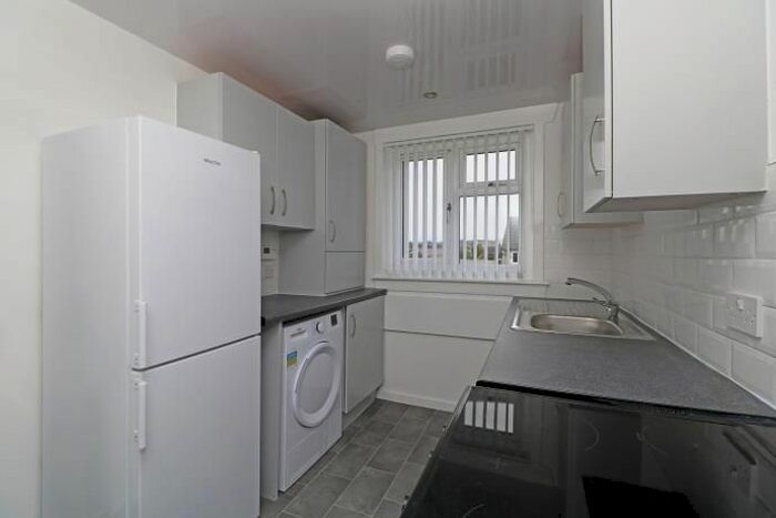 3 Bedroom Flat To Rent In Balunie Avenue, Broughty Ferry, Dundee DD4