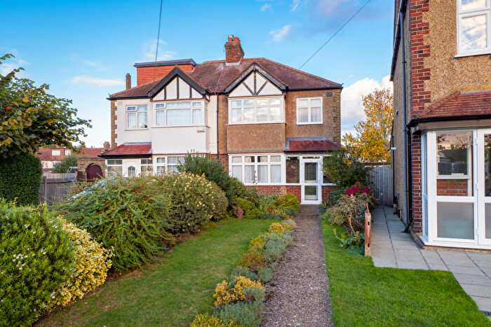 3 Bedroom Semi Detached House For Sale In Northfield Crescent, Cheam, Sutton, SM3