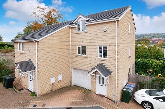 3 Bedroom Semi-Detached House For Sale In Old Glenaire Court, Baildon, Shipley, West Yorkshire, BD17