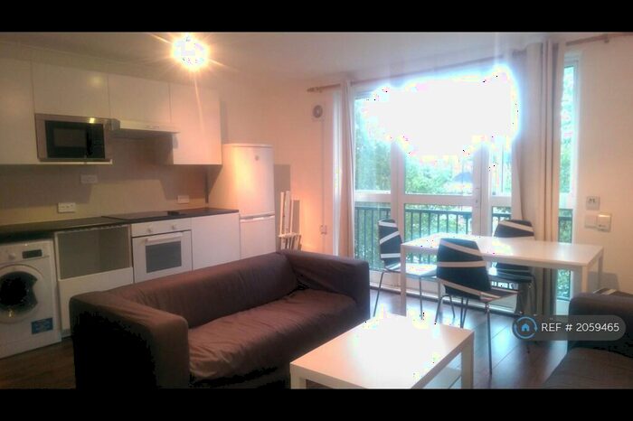 4 Bedroom Flat To Rent In Trimdon, London, NW1