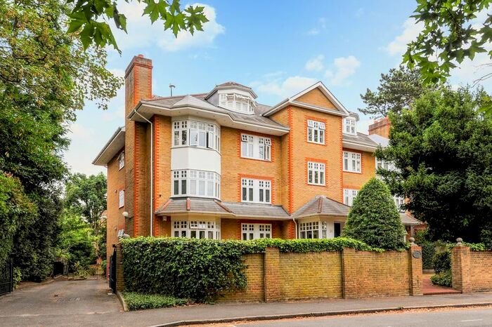 2 Bedroom Flat To Rent In Arterberry Road, London, SW20