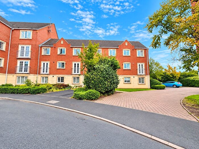 2 Bedroom Flat For Sale In Columbus Avenue, Brierley Hill, DY5