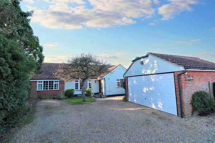 4 Bedroom Detached Bungalow For Sale In Fairstead Road, Terling, Chelmsford, CM3
