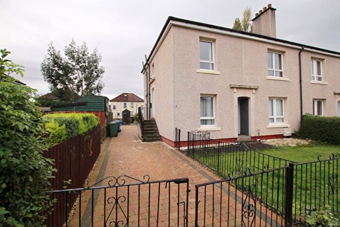2 Bedroom Flat To Rent In Boreland Drive, Knightswood, G13