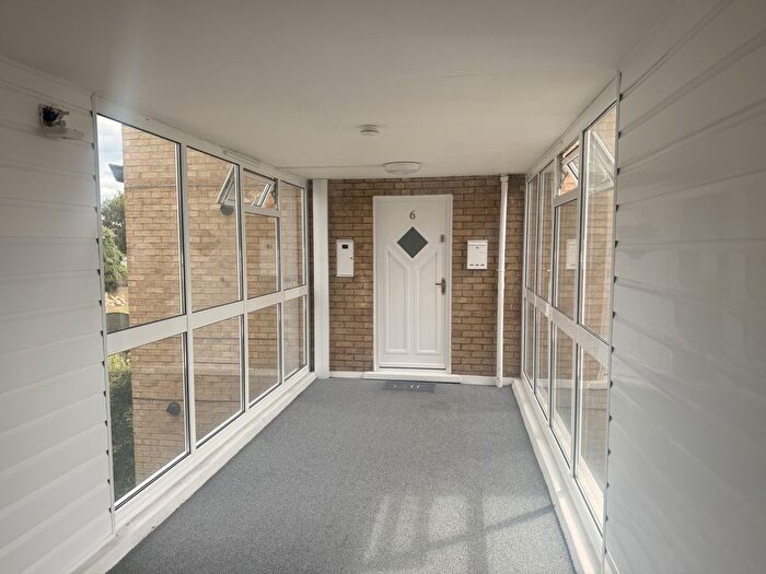 3 Bedroom Flat For Sale In Pamington Fields, Ashchurch, Tewkesbury, GL20