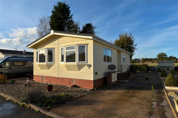 3 Bedroom Mobile/park Home For Sale In Doverdale Park Homes, Hampton Lovett, Droitwich, Worcestershire, WR9