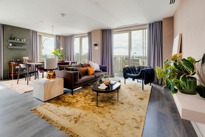 2 Bedroom Flat To Rent In Cherry Park Lane, London, E20