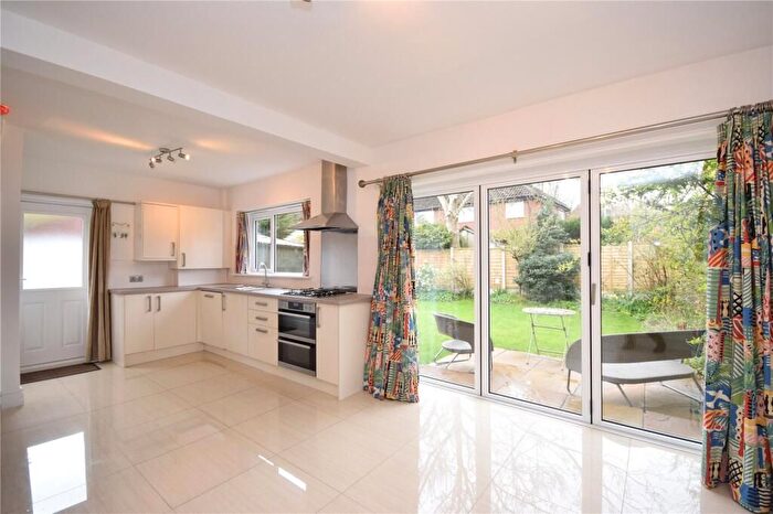 3 Bedroom Semi Detached House To Rent In Temple Close, London, SE28