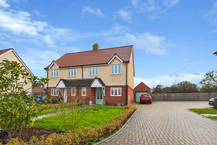 3 Bedroom Semi Detached House For Sale In Wellington Close, Chedburgh, IP29