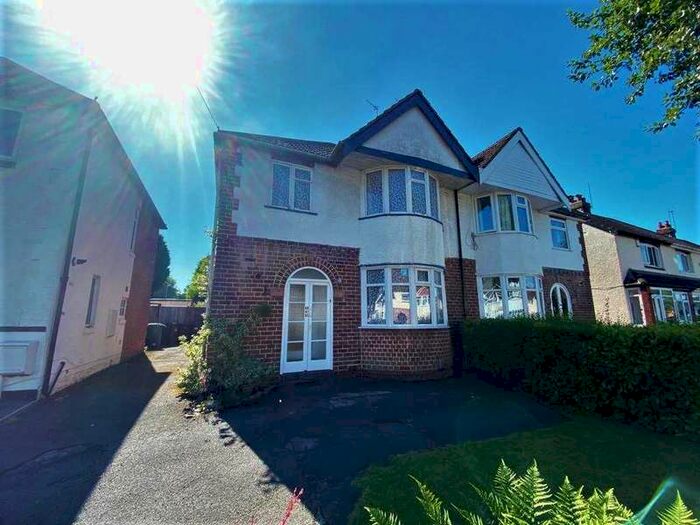 3 Bedroom Semi Detached House For Sale In Sandy Hill Road, Shirley