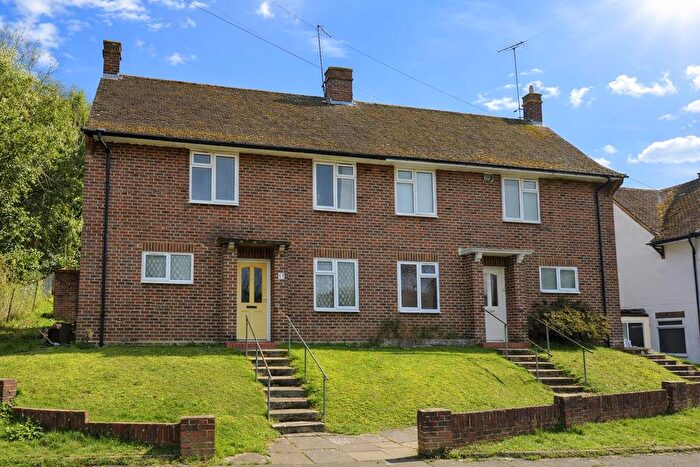 Studio To Rent In Lakers Rise, Banstead, SM7