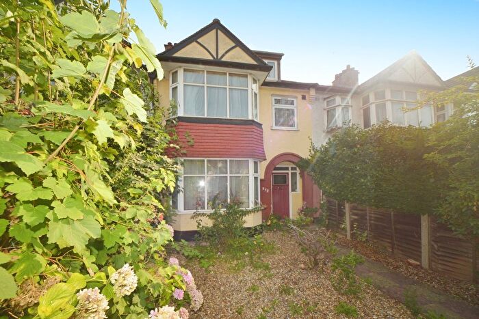 5 Bedroom Terraced House For Sale In Upper Elmers End Road, Beckenham, BR3