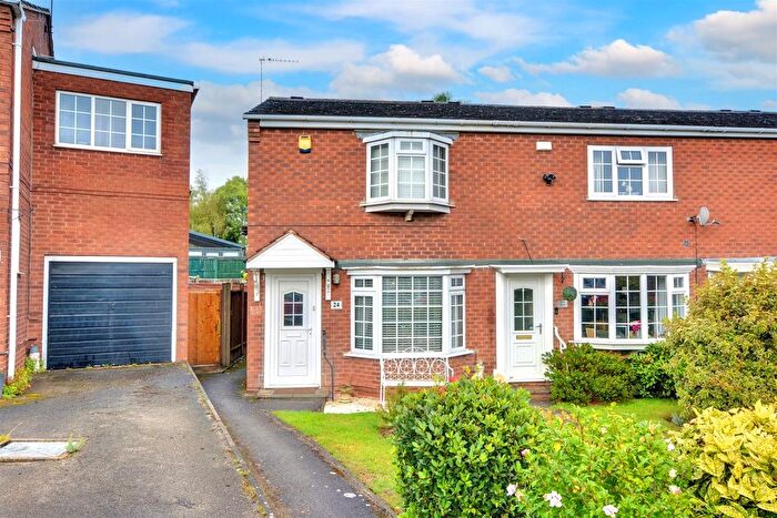 2 Bedroom End Terrace House For Sale In Canonbie Close, Arnold, Nottingham, NG5