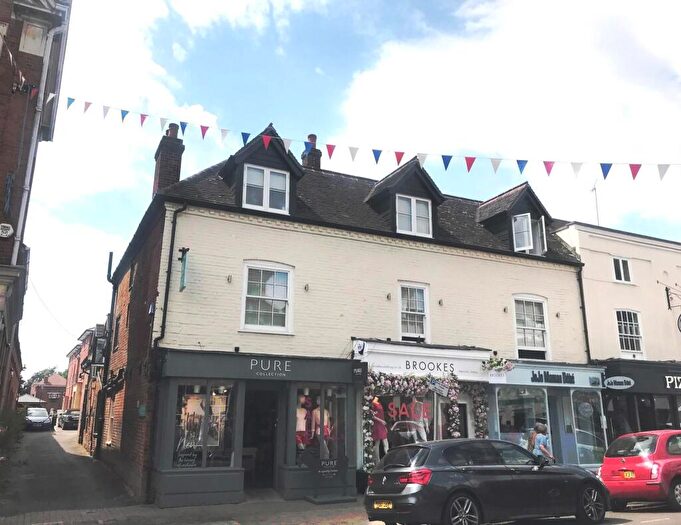 2 Bedroom Apartment To Rent In High Street, Marlow, Buckinghamshire, SL7
