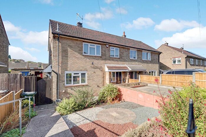 3 Bedroom Semi-Detached House For Sale In Langford Road, Arnold, NG5