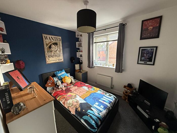 3 Bedroom Detached House For Sale In Hyde Park Road, Kingswood, Hull, HU7