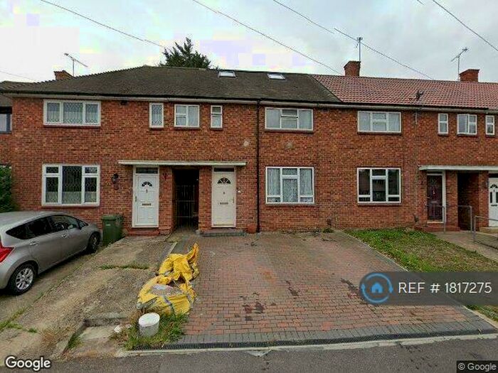 4 Bedroom Terraced House To Rent In Dorking Walk, Romford, RM3