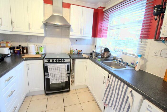 2 Bedroom Semi-Detached House To Rent In **&#;pppw Excluding Bills** Medway Street, Jubliee Campus, NG8