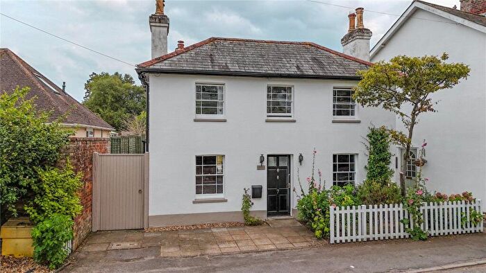 3 Bedroom House For Sale In Winkton Green, Winkton, BH23
