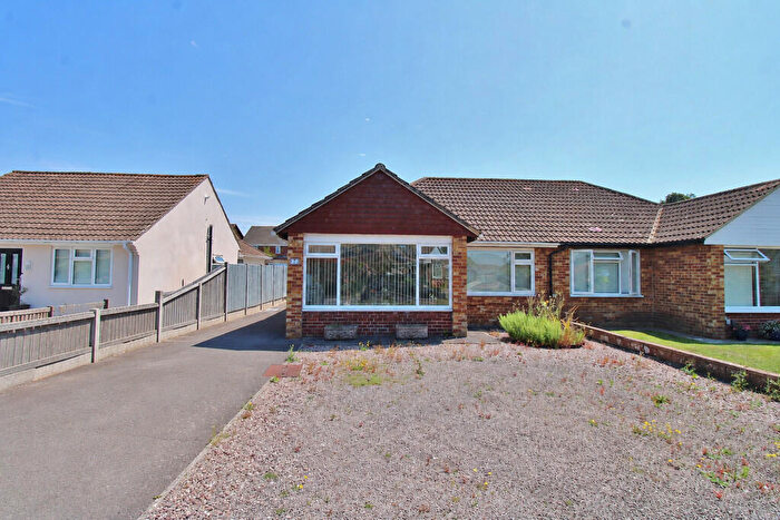 2 Bedroom Semi-Detached Bungalow For Sale In Tangyes Close, Stubbington, PO14