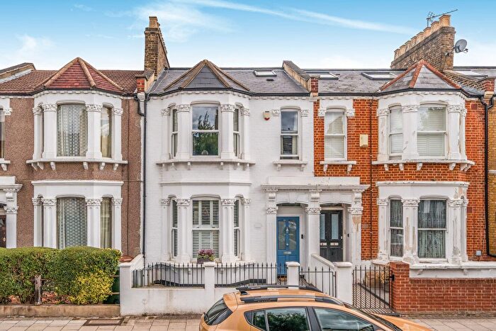 5 Bedroom Terraced House For Sale In Ivydale Road, London, SE15