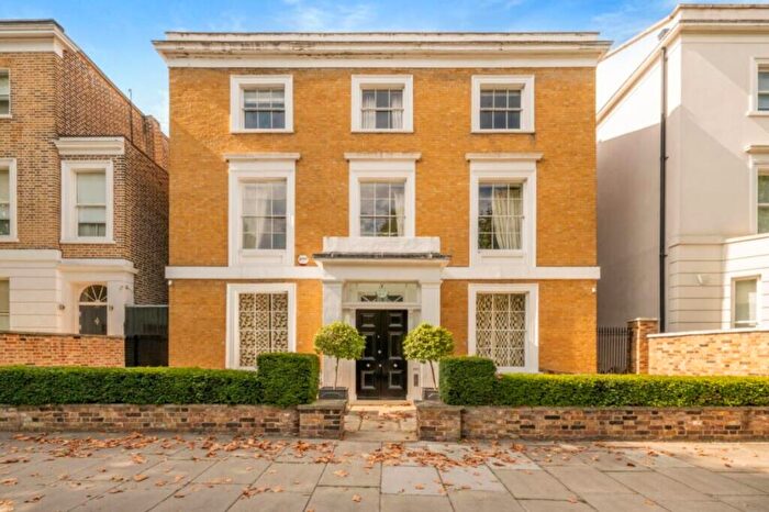 4 Bedroom House To Rent In Hamilton Terrace, London, NW8