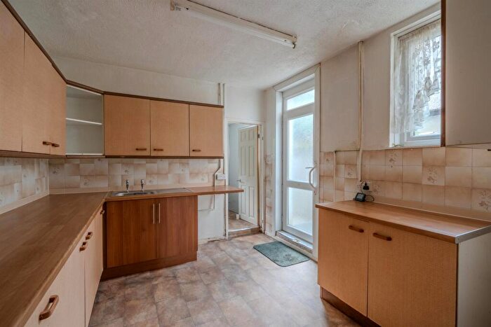 3 Bedroom Terraced House For Sale In Bushy Park, Wainfelin, Pontypool, NP4