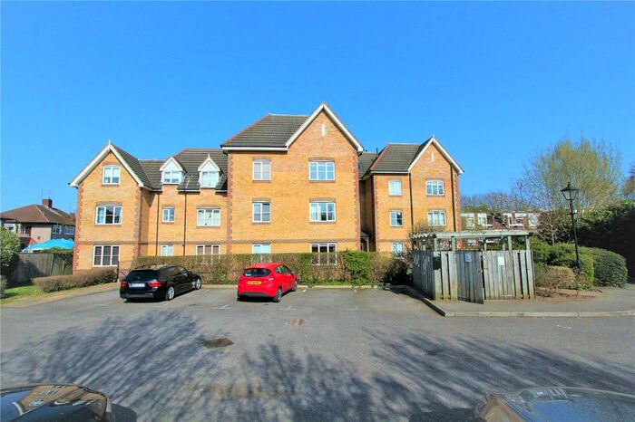 2 Bedroom Flat To Rent In Leaf House, Catherine Place, Harrow HA1