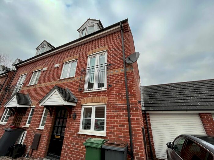 3 Bedroom Detached House To Rent In Coney Lane, Longford, Coventry, West Midlands CV6