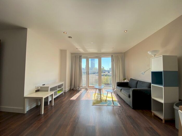 2 Bedroom Apartment To Rent In Wilburn Basin, Block D, M5