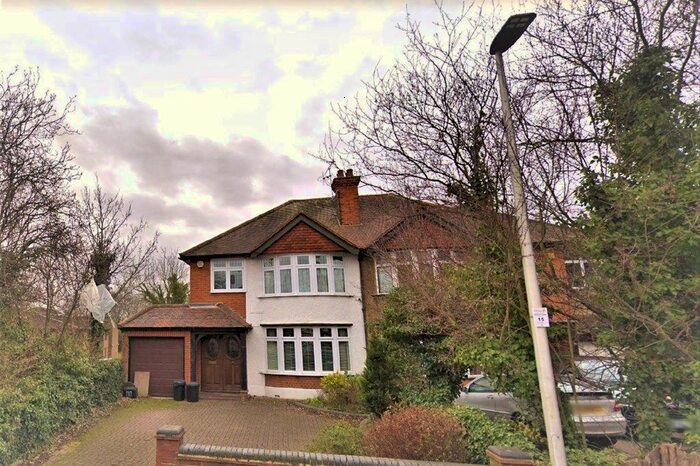 4 Bedroom Semi-Detached House To Rent In Horn Lane, Woodford Green, IG8