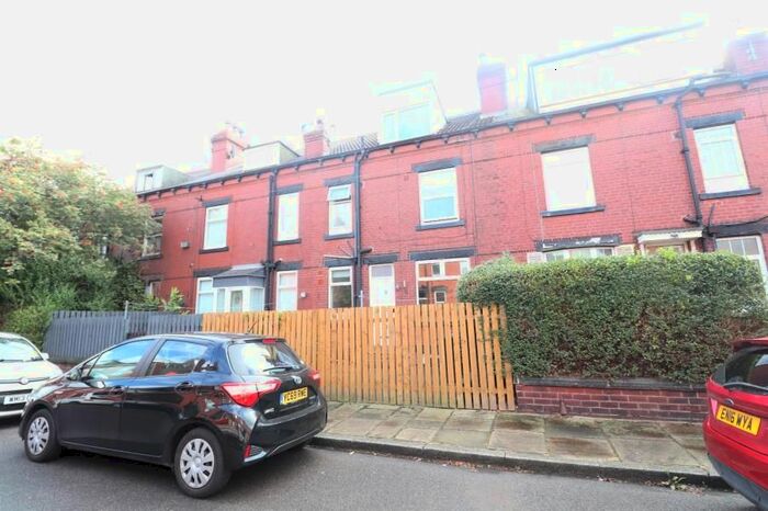 2 Bedroom Property To Rent In Warrels Avenue, Bramley, Leeds, LS13