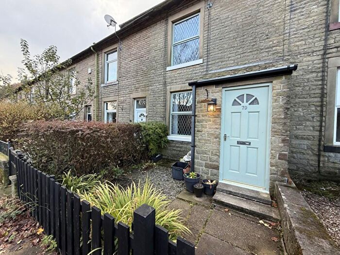 3 Bedroom Terraced House For Sale In Lennox Road, Todmorden, OL14